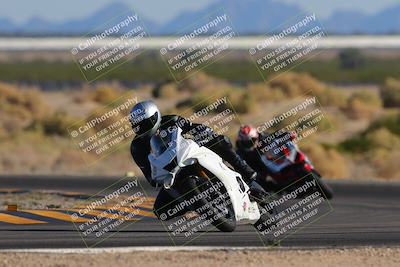 media/Nov-06-2023-Moto Forza (Mon) [[ce023d0744]]/2-Advanced Group/Session 5 (Turn 4)/